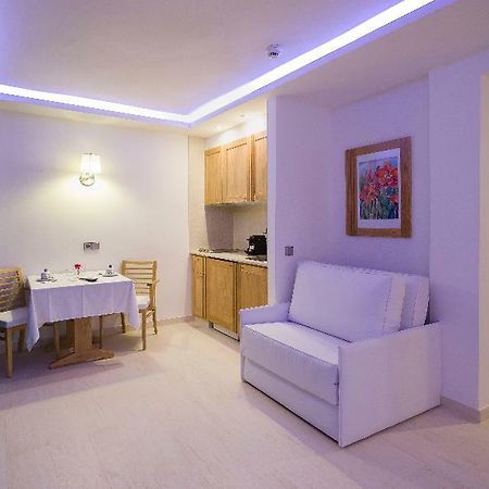 My Way Luxury Ibiza Hotel Playa d'en Bossa Exterior photo